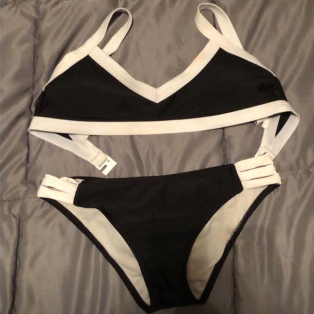 Swim suit